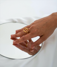 Load image into Gallery viewer, Gold Boxed Ring